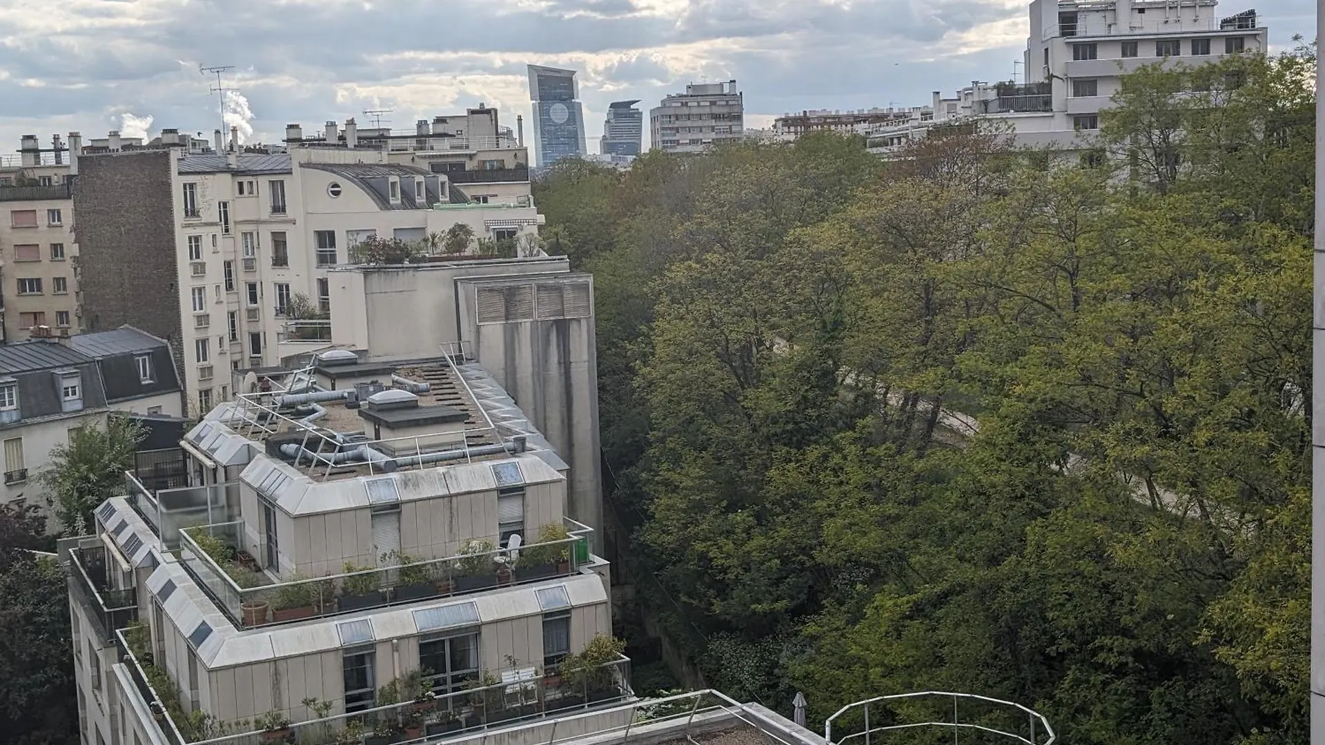 Sunny & Quiet On Courtyard 1Br Appartment Paris 0*,  France